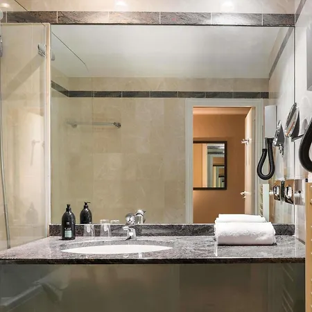 Aparthotel Adagio Haussmann Champs Elysees Paris