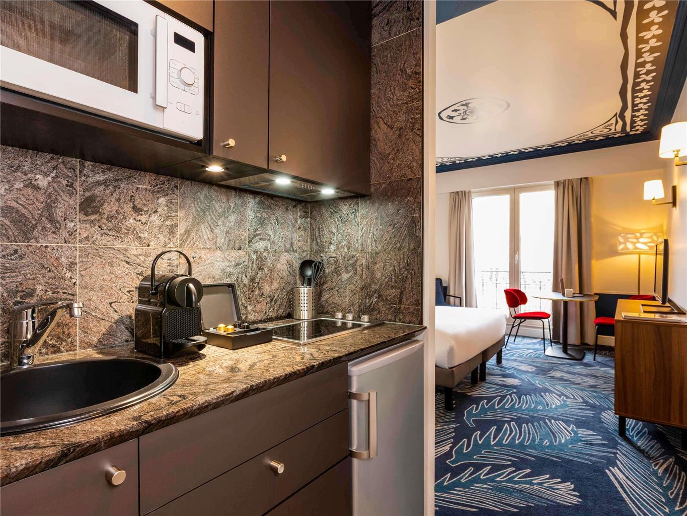 Aparthotel Adagio Haussmann Champs Elysees 4*