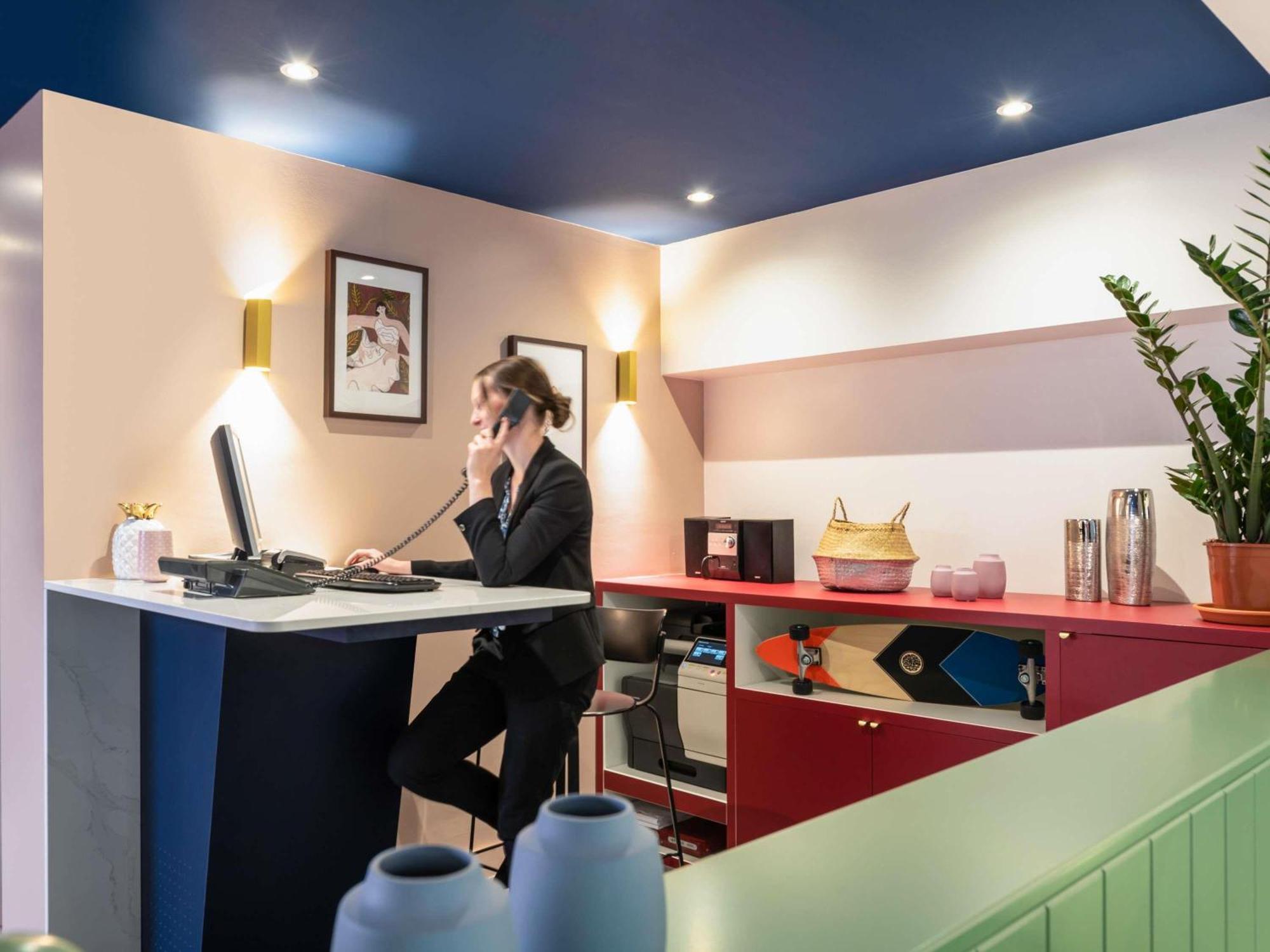 Adagio Haussmann Champs Elysees Aparthotel 4*