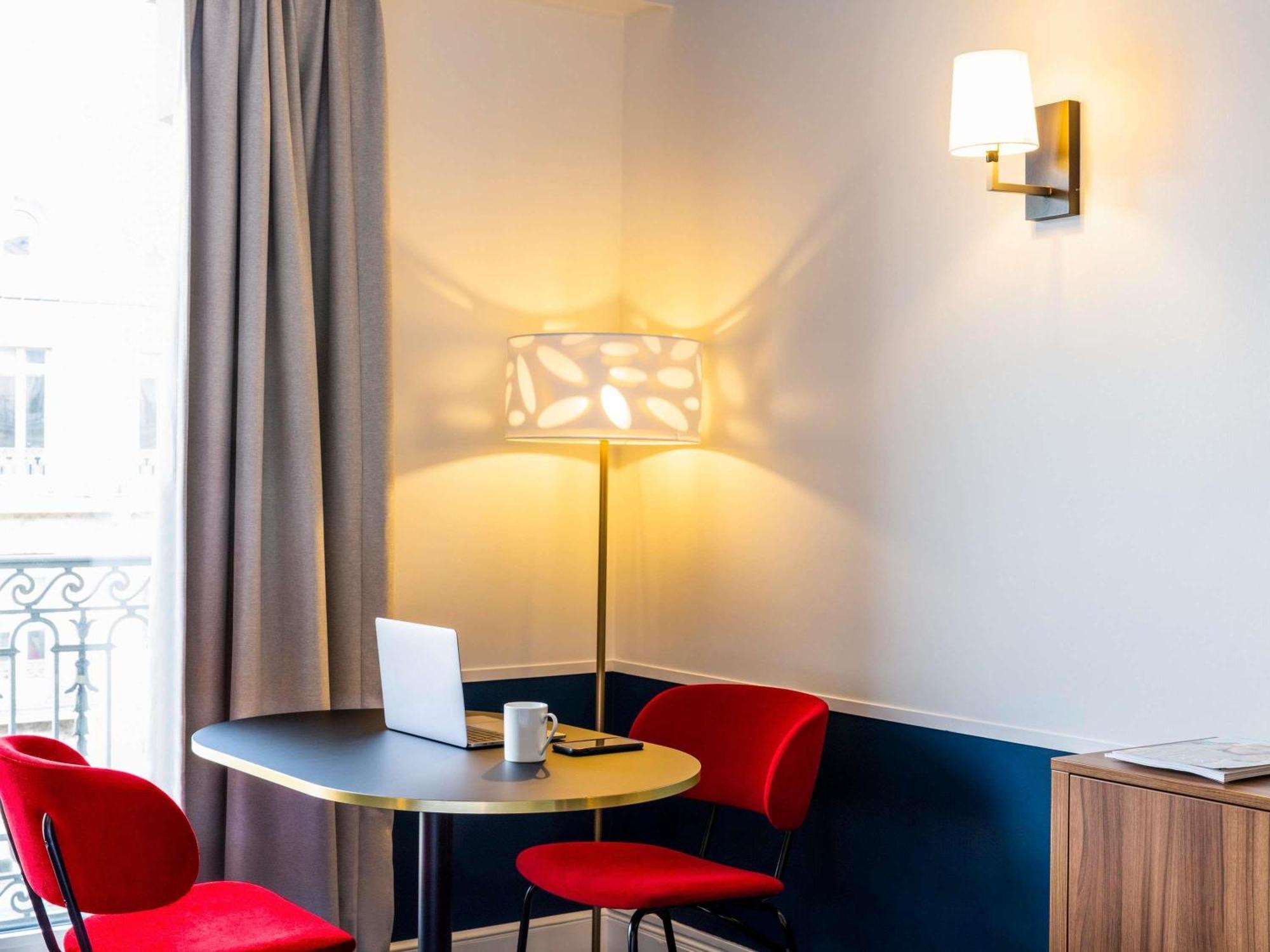 Adagio Haussmann Champs Elysees 4*